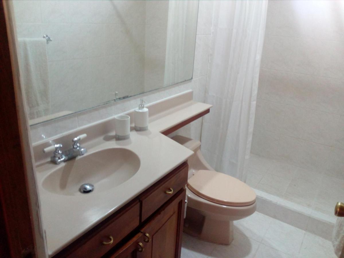 Bed and Breakfast La Casa de Cariari Al Golf Heredia Exterior foto